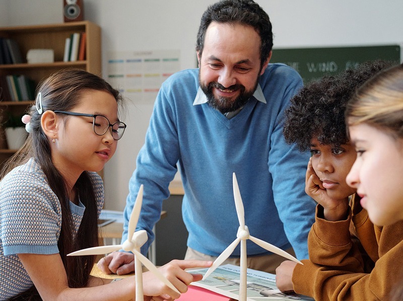 science-class-demonstration-1